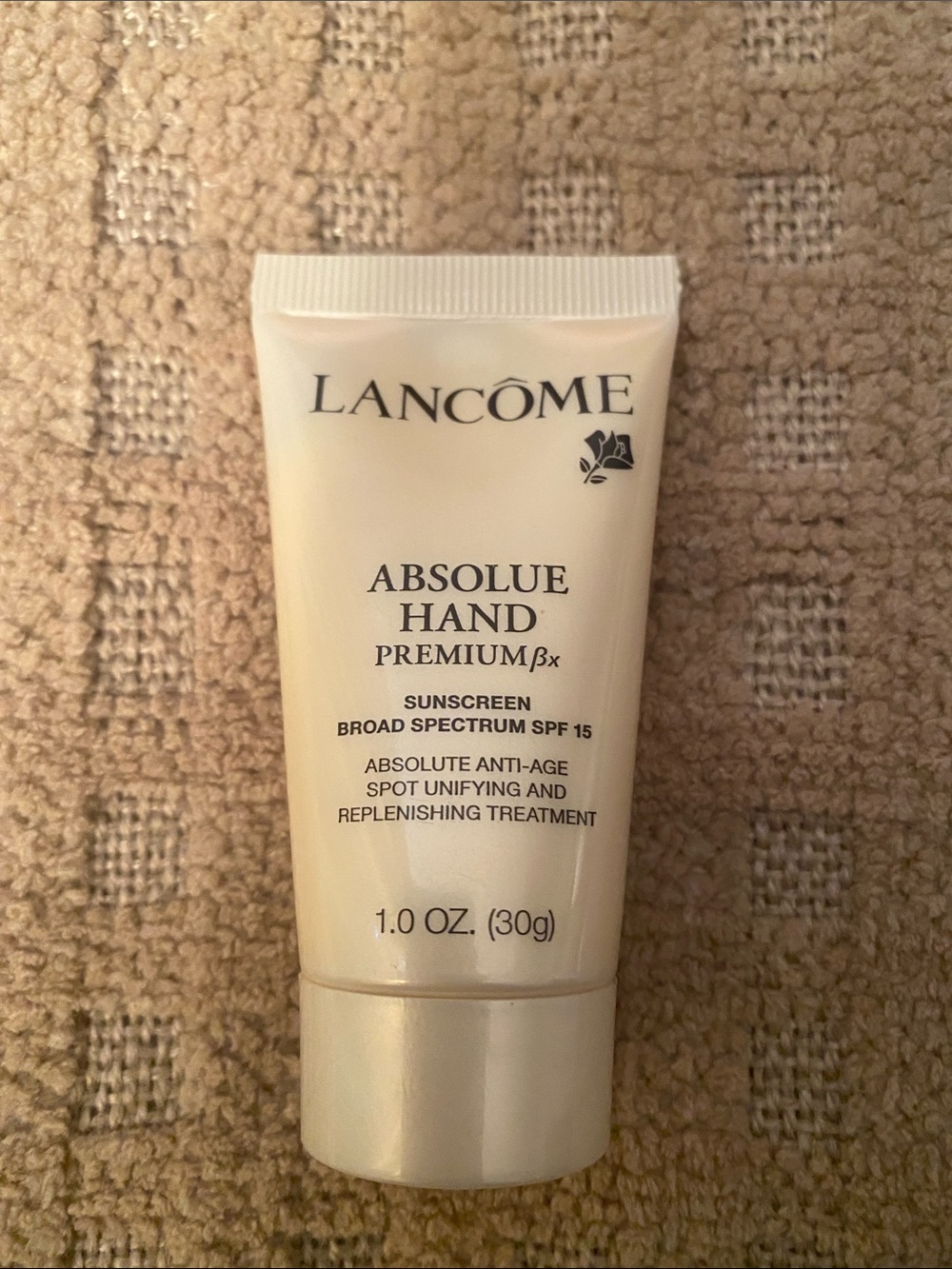 Lancôme Absolue Hand Premium SPF 15 - Cream/Gold Tube